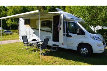 Concessione in uso con valorizzazione dell'area di sosta camper sita in località Vollon e gestione autorimessa interrata del capoluogo
