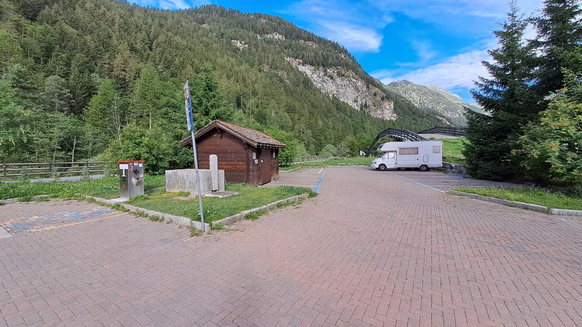 Area camper Vollon lato torrente